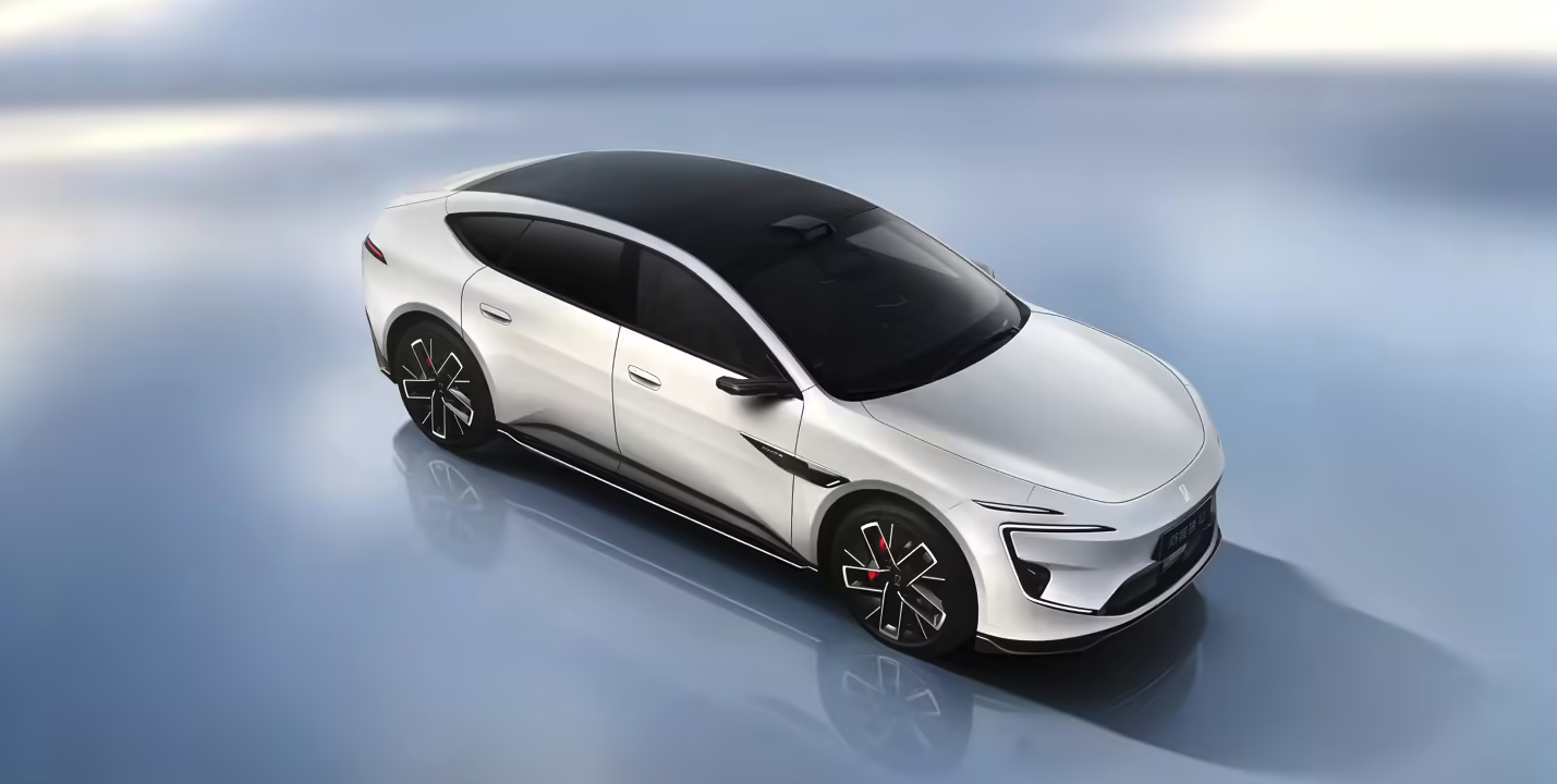 新阿维塔12正式开启预售 29.99万元起 4月8日上市